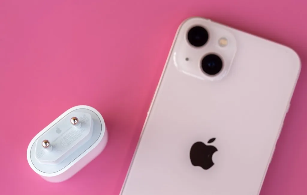 iPhone 13