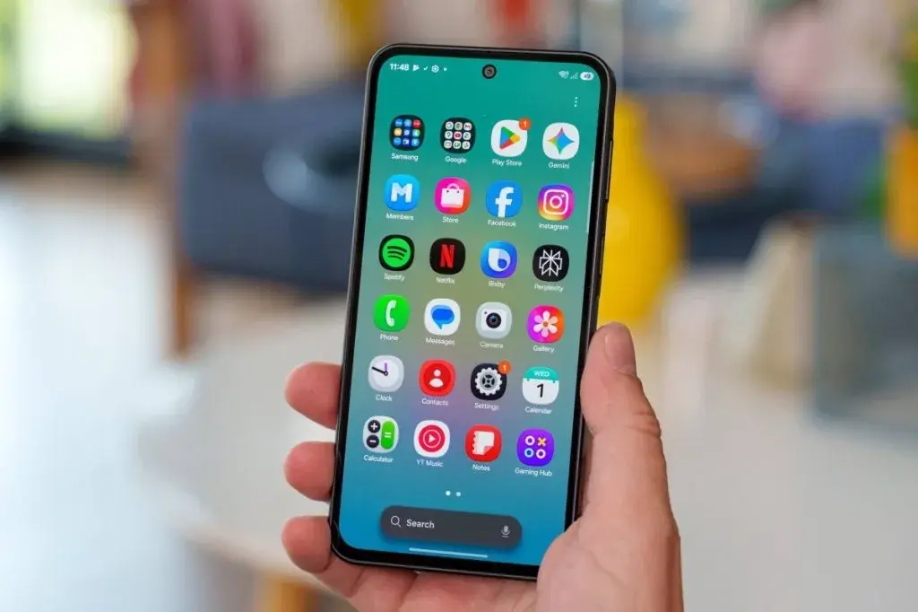مقایسه طراحی و مقاومت گلکسی A27 و A26