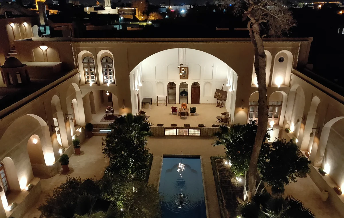 بوتیک هتل هومان یزد