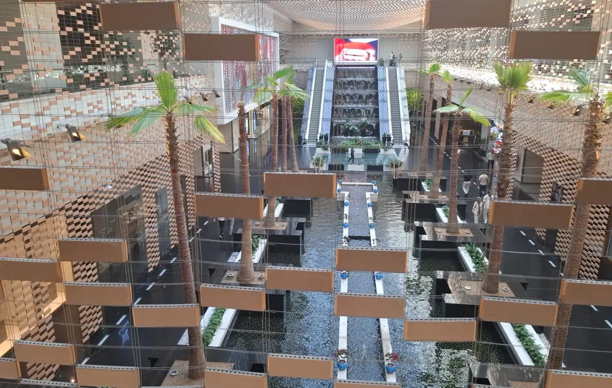 باغ ماهان، باغ دیدار و بازار سنتی