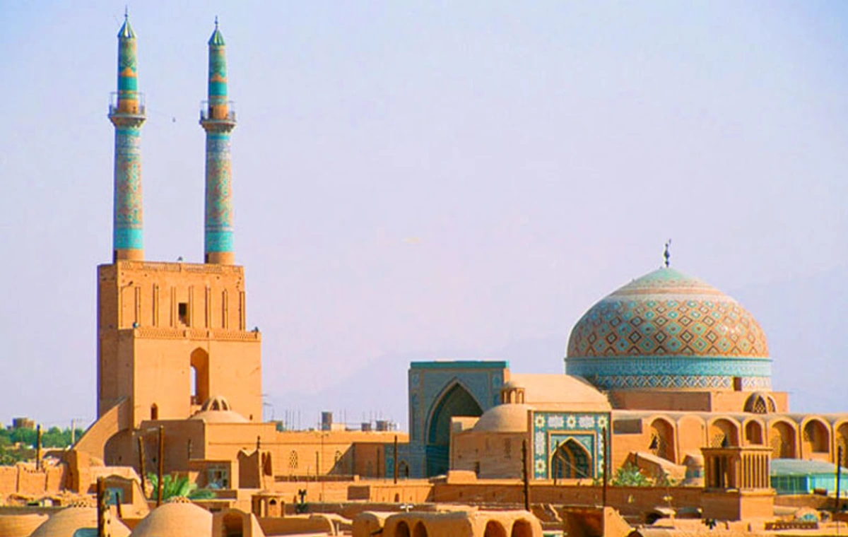 مسجد جامع یزد؛ مسیر پیاده در امتداد بافت قدیمی
