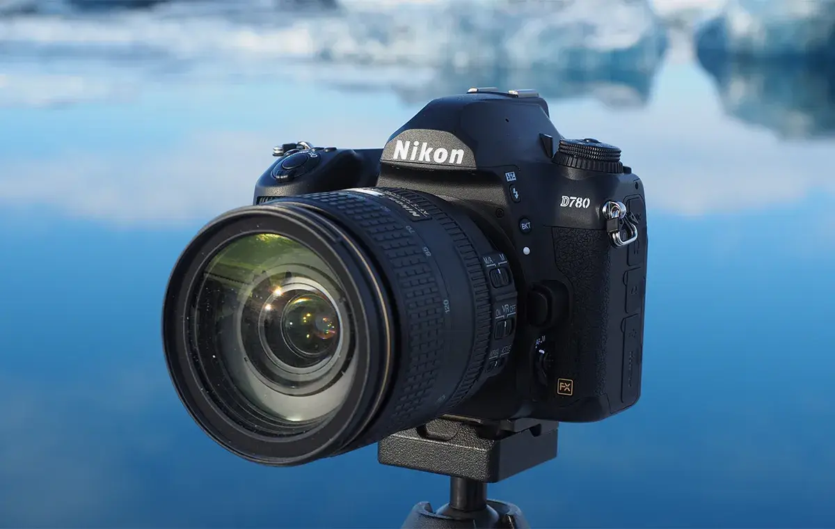 چرا دوربین‌های DSLR هنوز ارزش خرید بالایی دارند؟