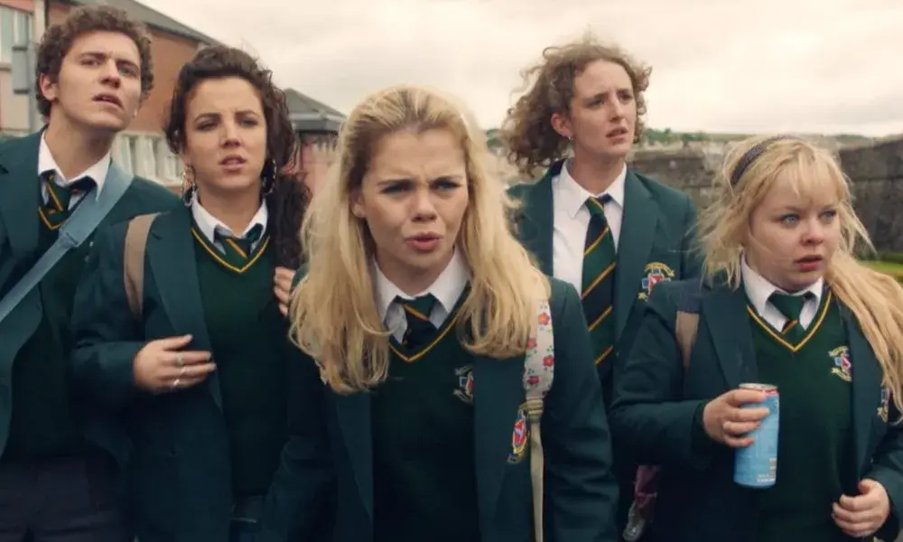 سریال Derry Girls